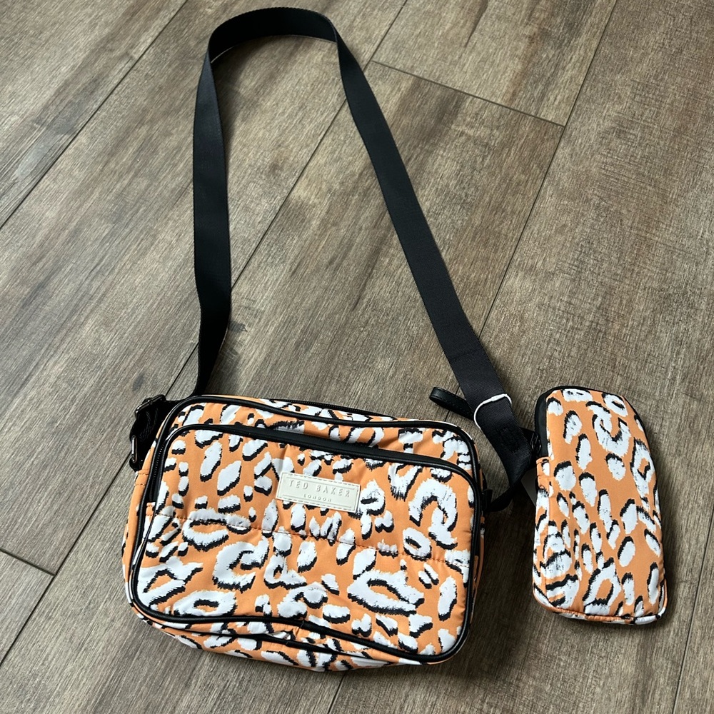 NWT Ted Baker Niqia Leopard Puffer Nylon Crossbody Camera Bag Phone pouch